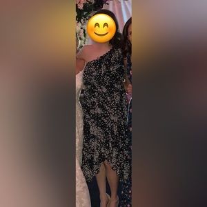 Lulus All Sweet Black Floral Print Ruffled One-Shoulder Midi Dress: worn once!